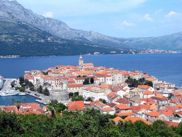 High View-A Seaside Villa With Huge Jacuzzi Račišće Exterior foto